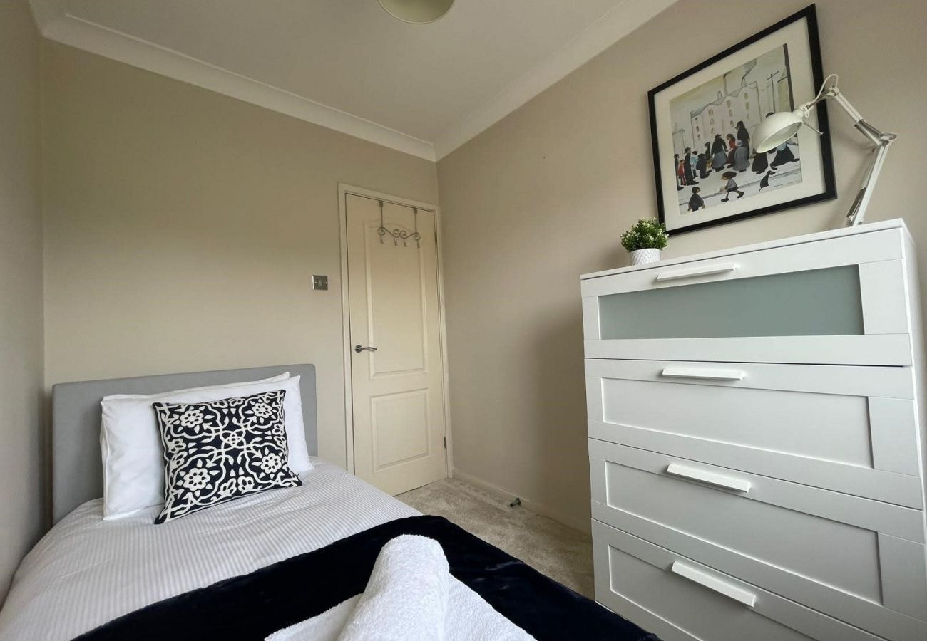 Apartment in Bracknell - Bracknell - Stylish / Modern - Two Bedroom (Two Bathroom) Apartment 