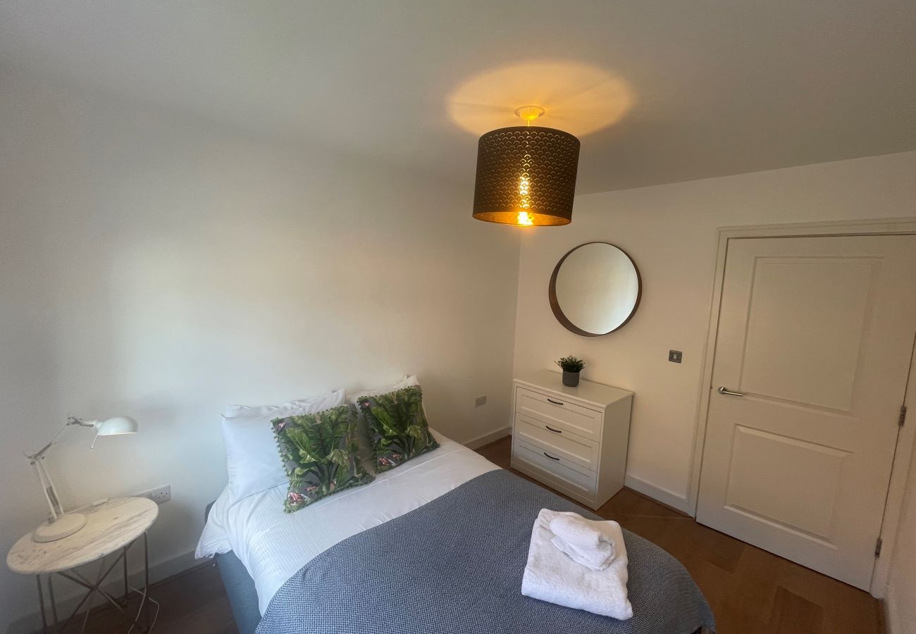 Apartment in Maidenhead - Maidenhead - Stylish & Modern Two Bedroom Apartment 