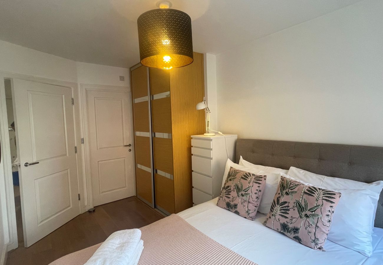 Apartment in Maidenhead - Maidenhead - Stylish & Modern Two Bedroom Apartment 