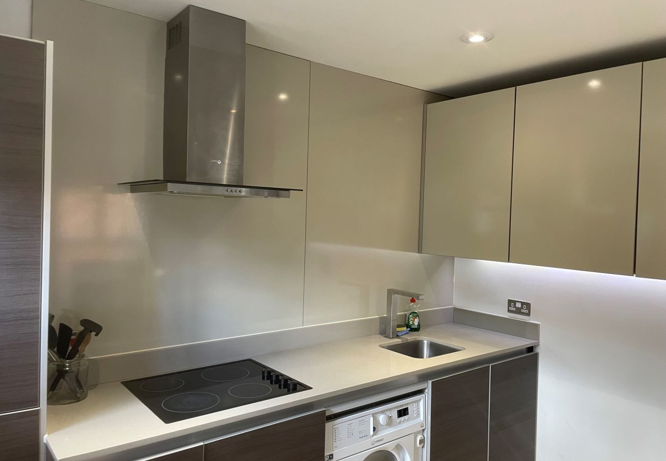 Apartment in Maidenhead - Maidenhead - Stylish & Modern Two Bedroom Apartment 