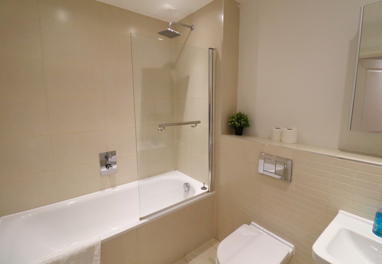 Apartment in Maidenhead - Maidenhead - Stylish & Modern Two Bedroom Apartment 