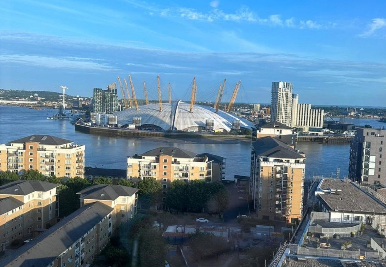 Apartment in London - London Canary Wharf Spectacular One Bed Apartment With Stunning Views 