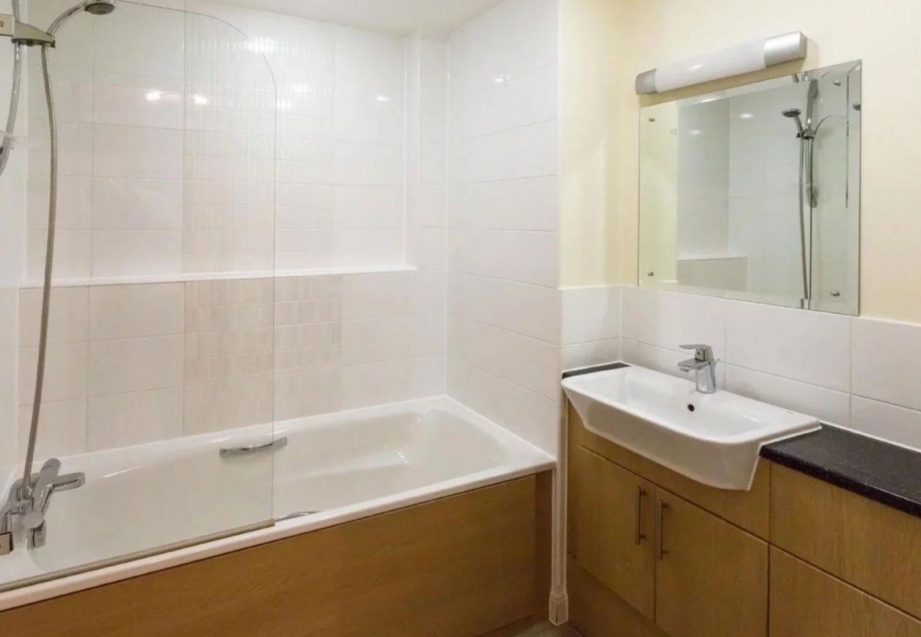 Aparthotel in Basingstoke - Basingstoke Modern One Bedroom Apartment 