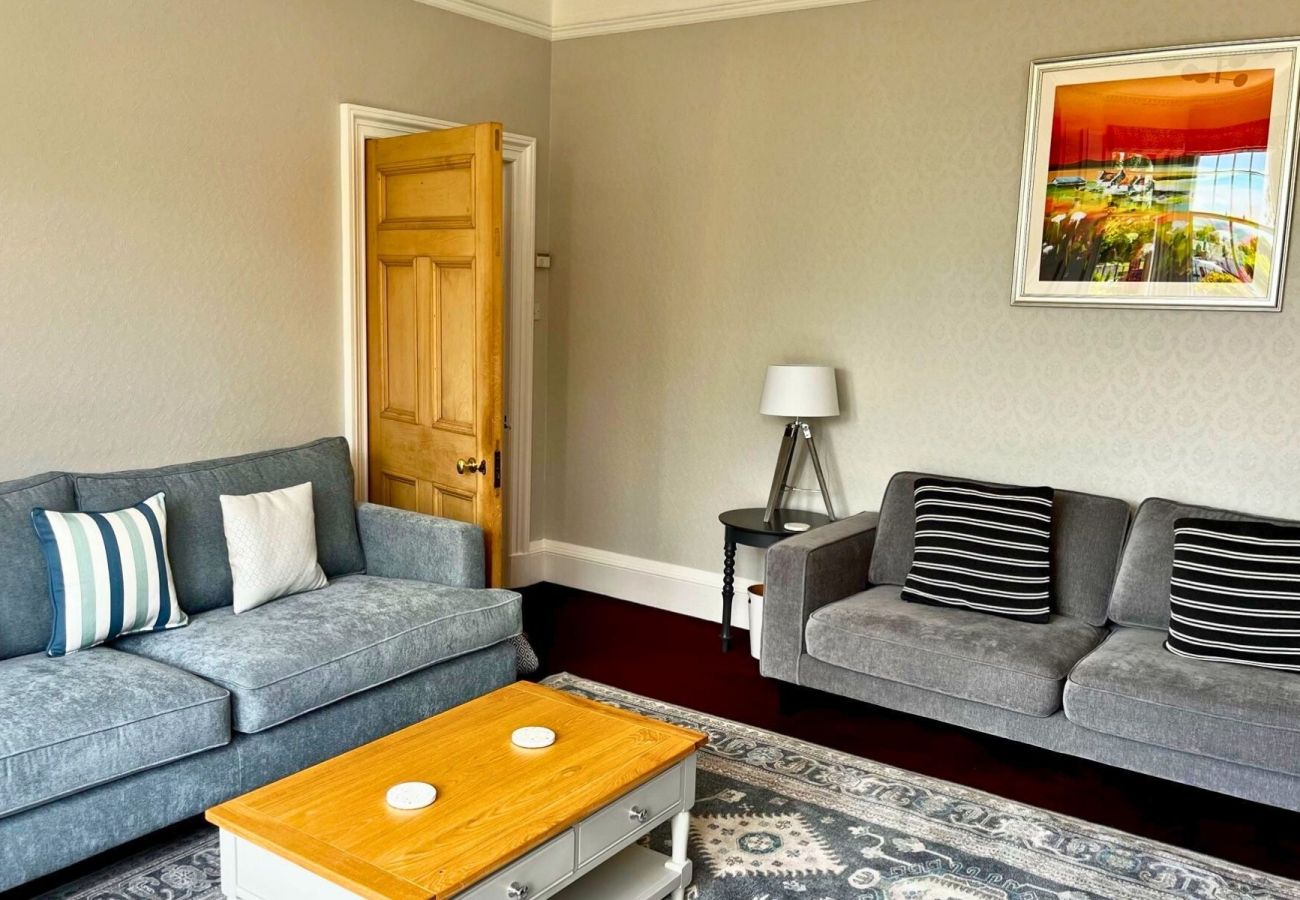 Apartment in North Berwick - North Berwick Spectacular Two Bedroom Apartment 