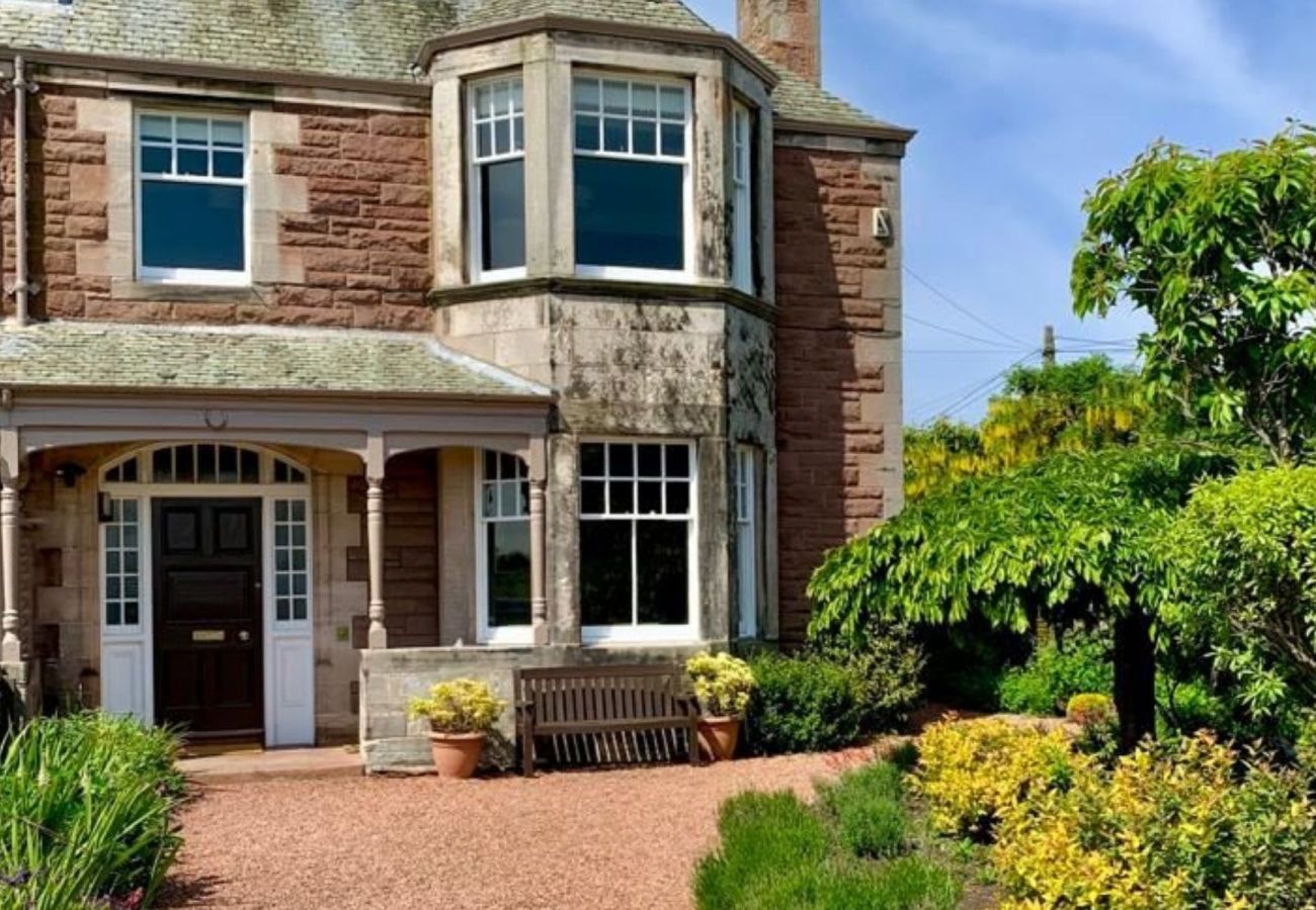 Apartment in North Berwick - North Berwick Spectacular Two Bedroom Apartment 