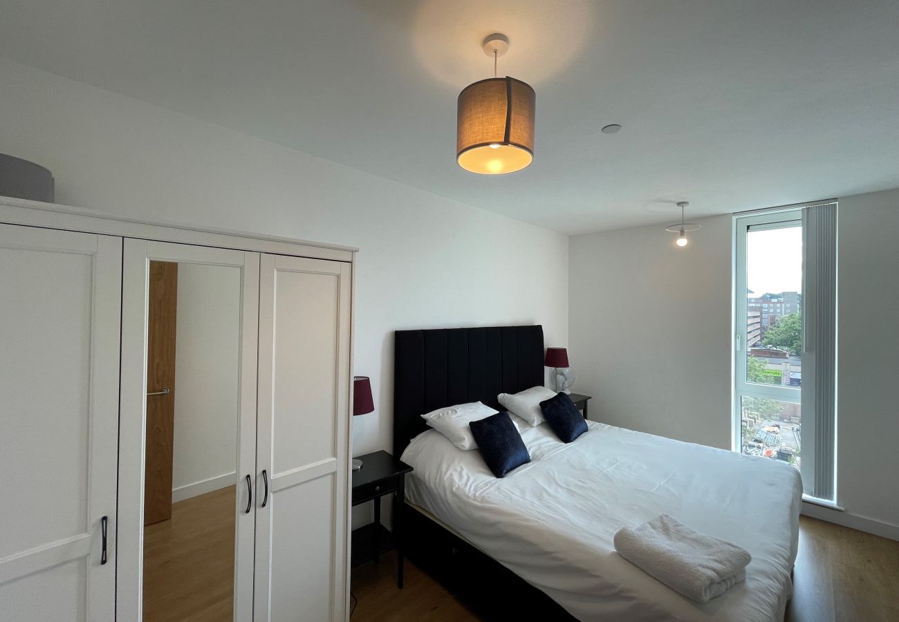 Apartment in Bracknell - Bracknell Gorgeous Modern Two Bedroom Apartment 