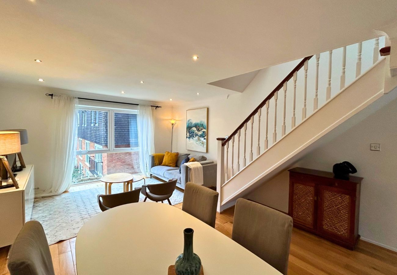 House in London - London Putney Gorgeous Three Bedroom House