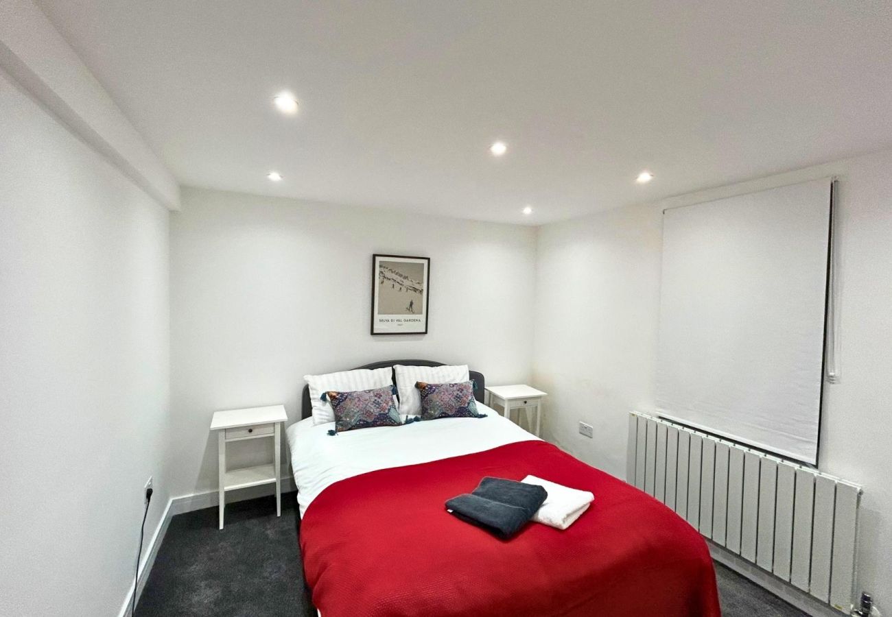 Apartment in Mitcham Junction - London Gorgeous Two Bedroom Apartment 