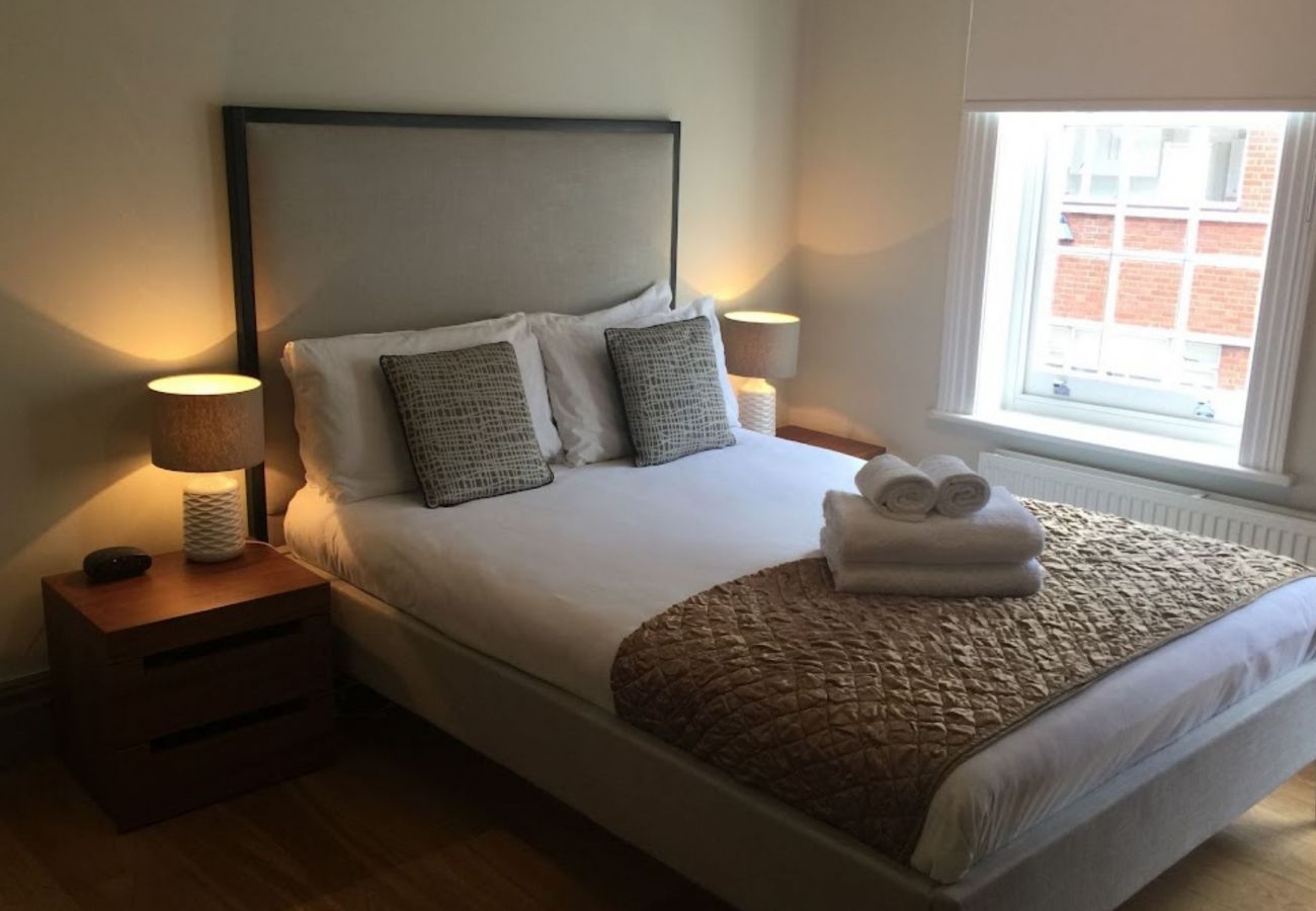 Apartment in London - Fitzrovia Spacious Stylish Two Bedroom Apartment