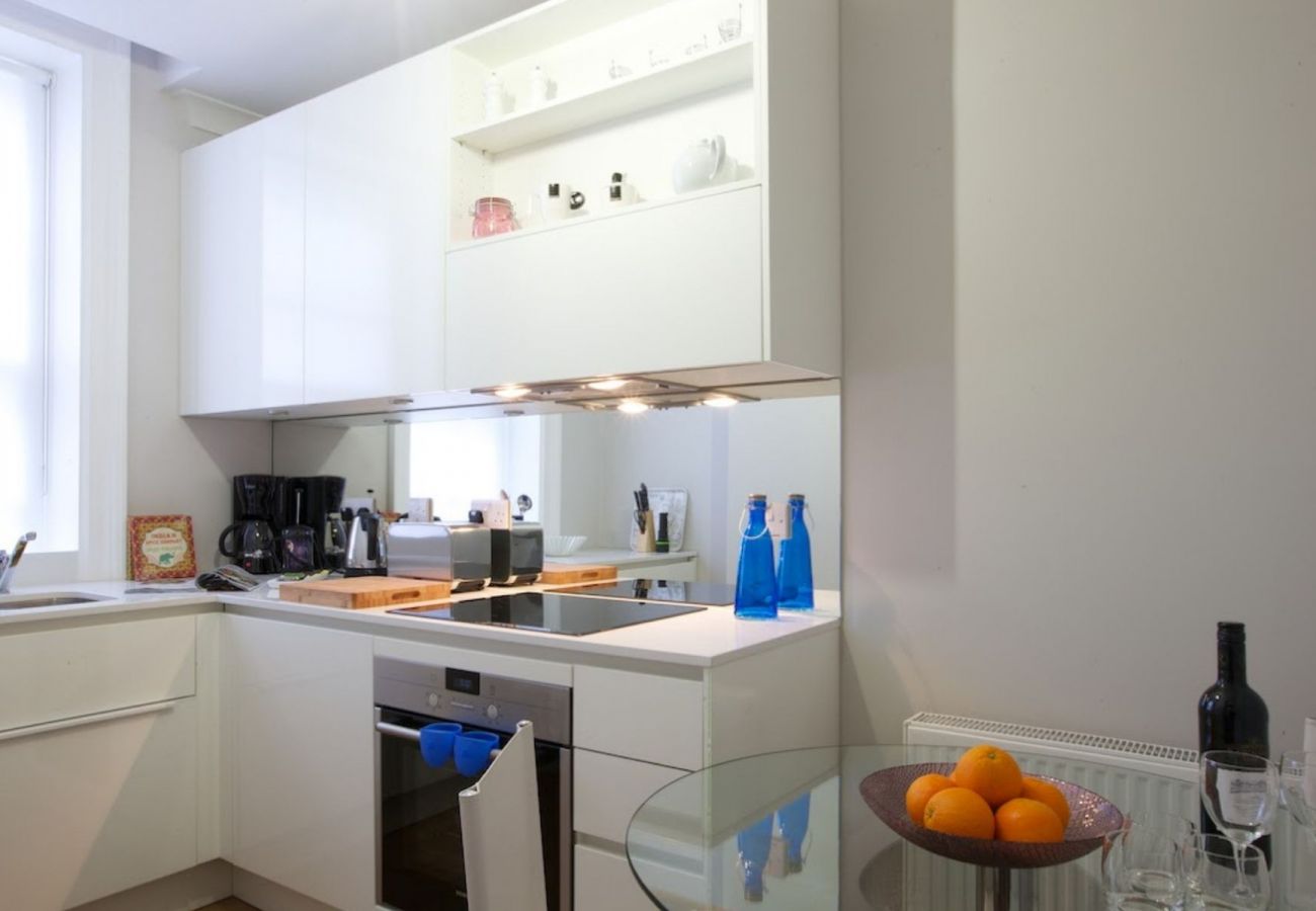 Apartment in London - Fitzrovia Spacious Stylish Two Bedroom Apartment