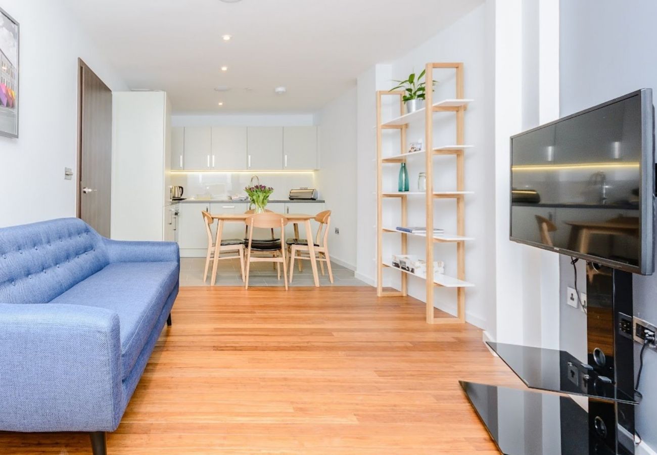 Apartment in Richmond - Richmond Beautifully Presented Two Bedroom Flat 