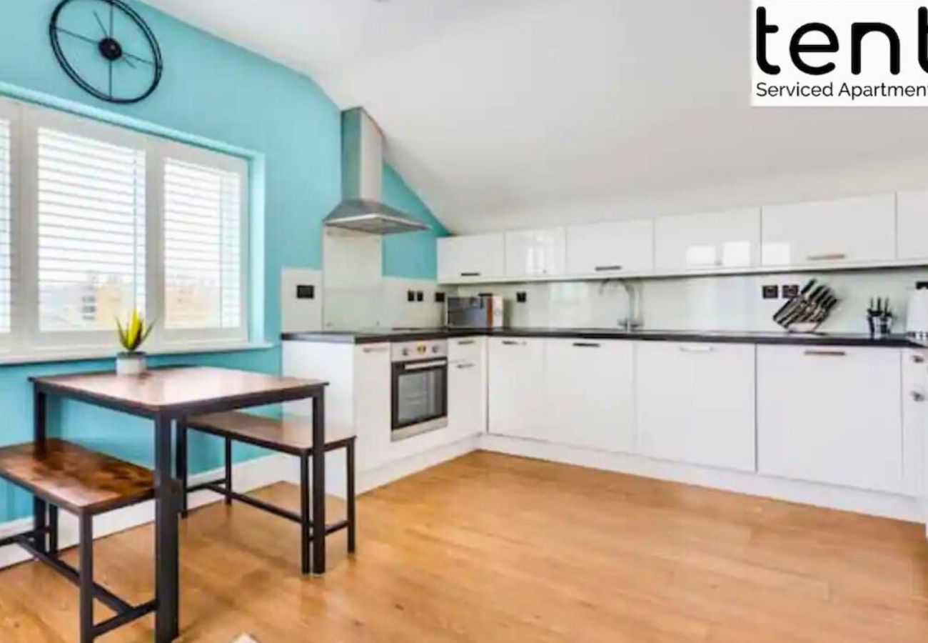 Apartment in Egham - Egham Stylish One Bedroom Apartment 