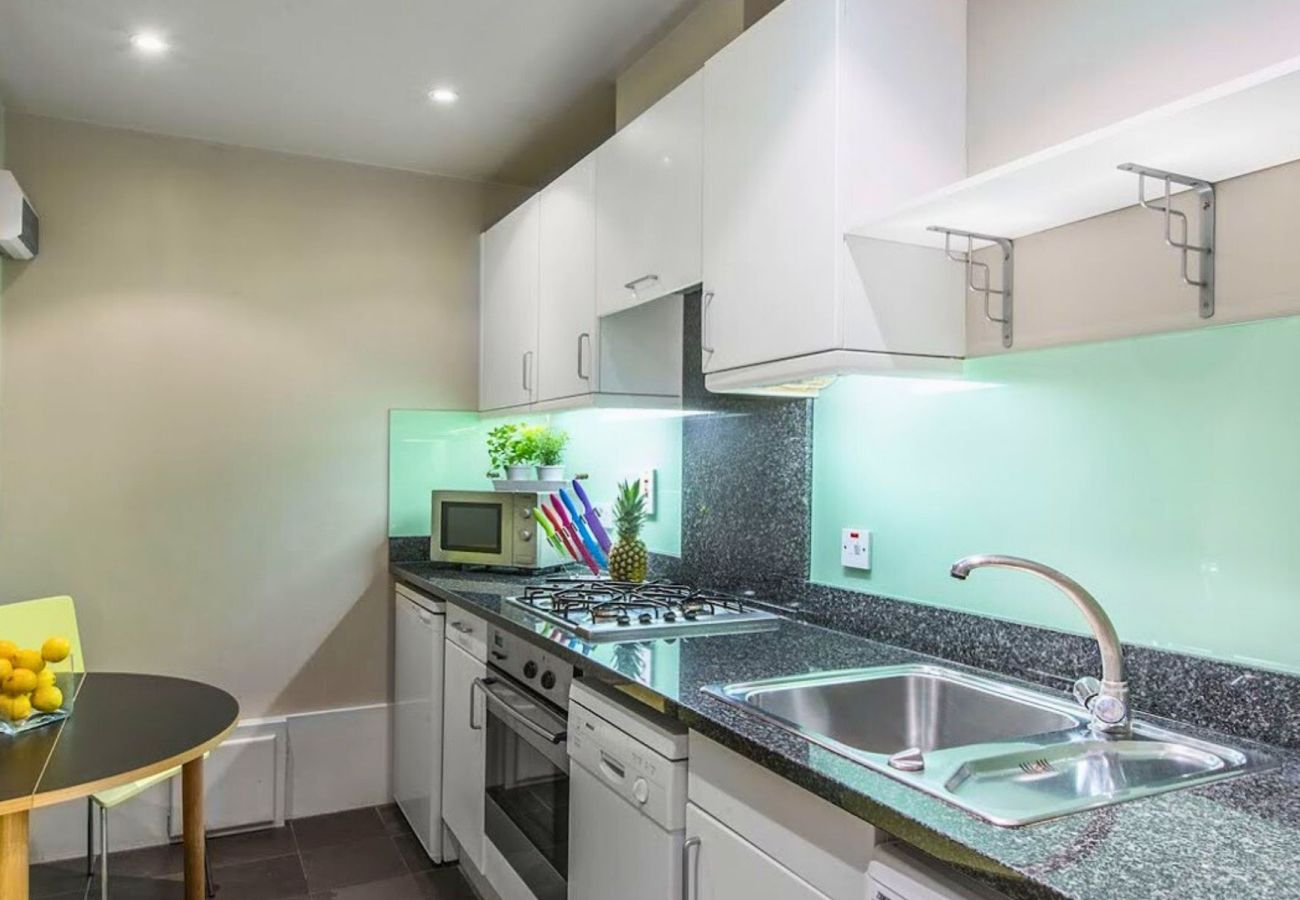 Apartment in London - Chelsea Spectacular One Bedroom Apartment 