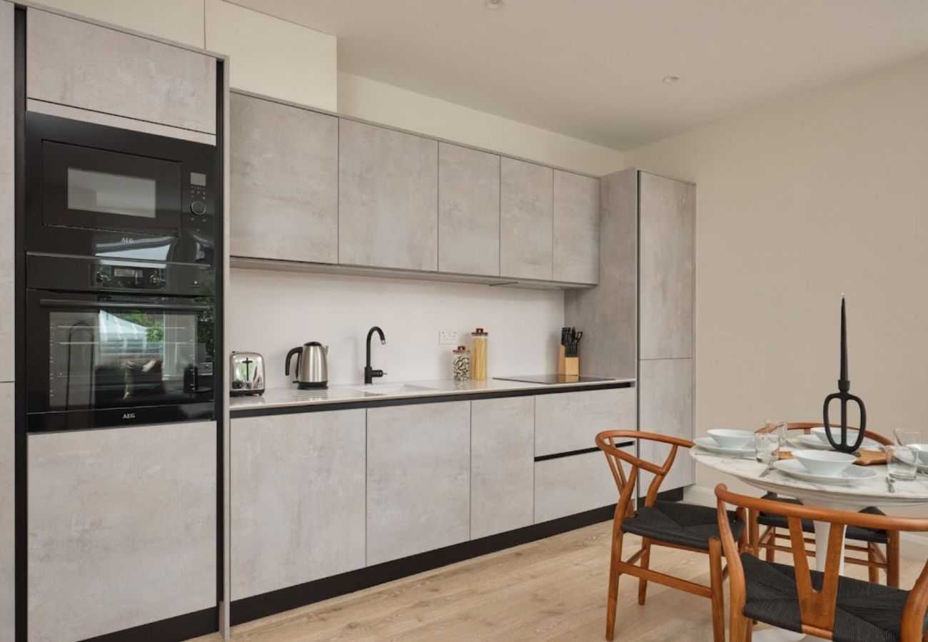 Apartment in London - Fulham Stylish Modern One Bedroom Apartment 