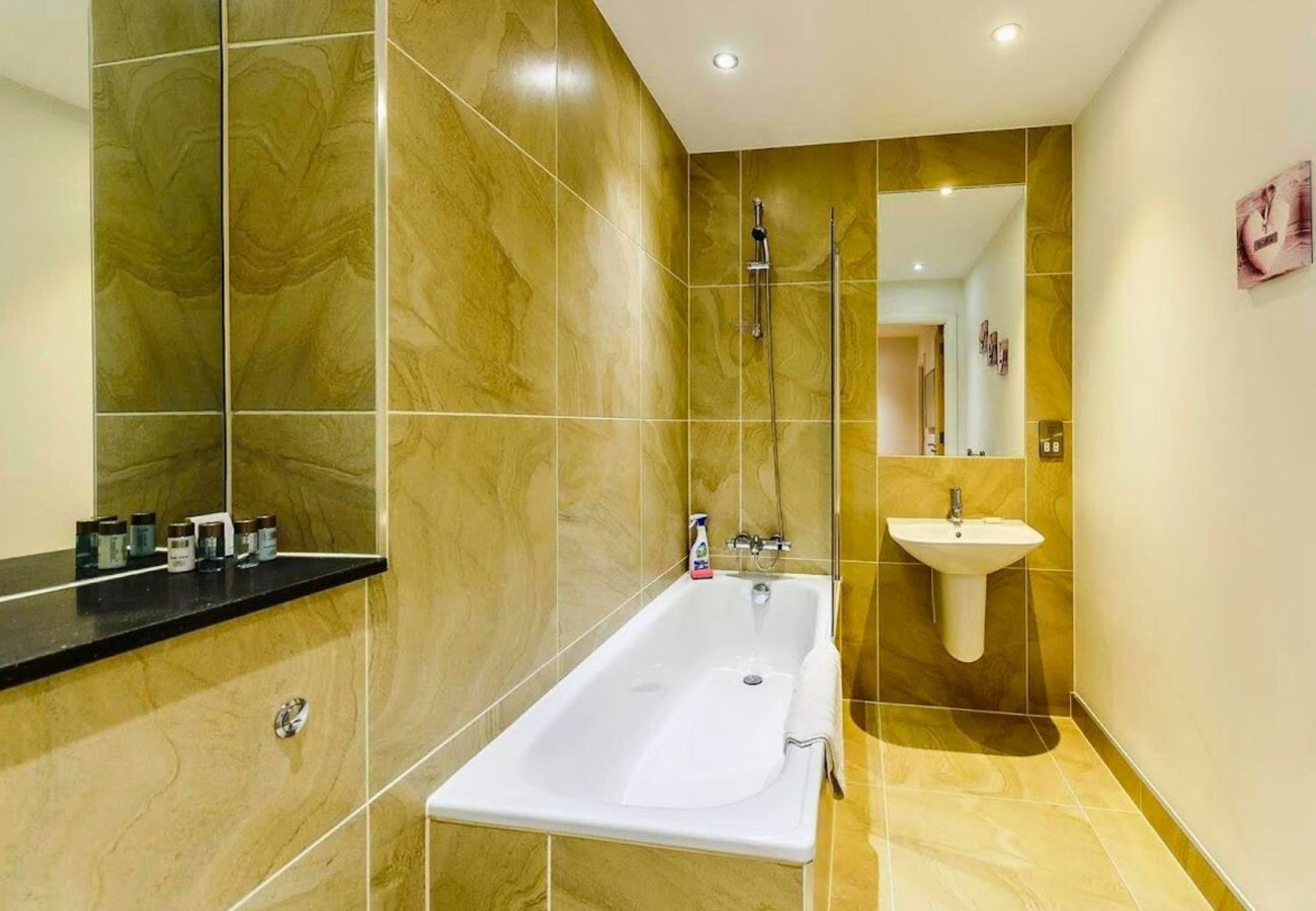 Apartment in London - London Bridge Stylish One Bedroom Apartment 