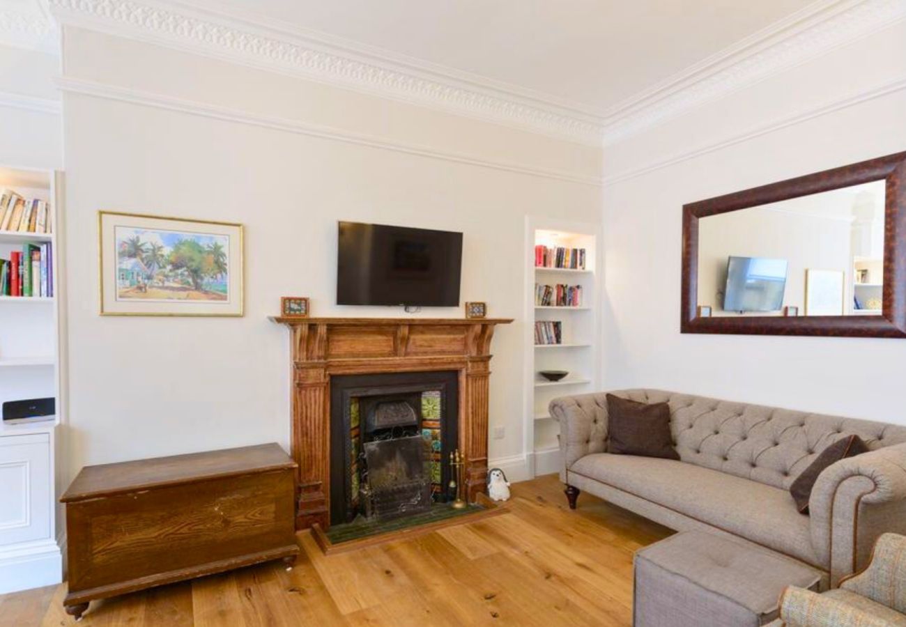 House in North Berwick - North Berwick Beautiful Three Bedroom Apartment 