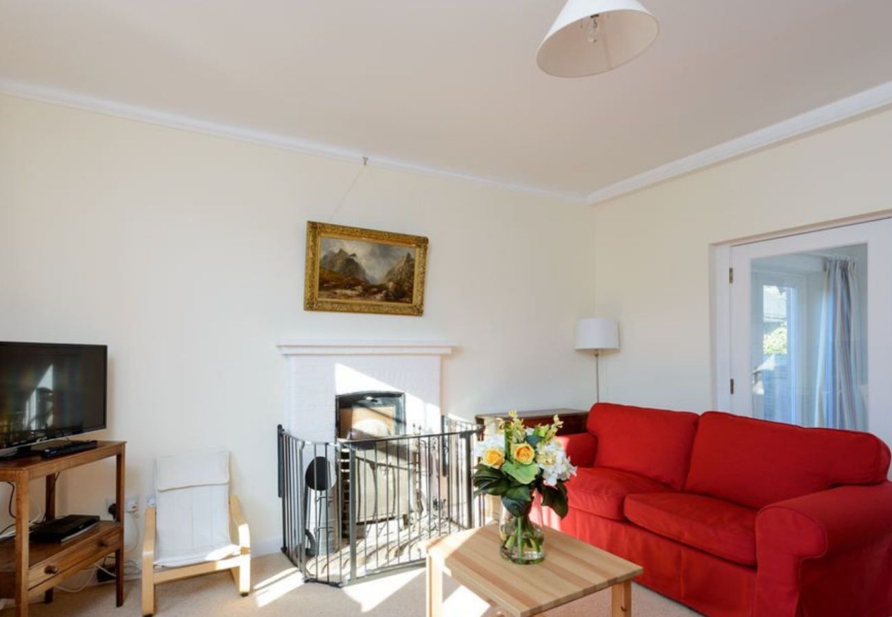 House in North Berwick - North Berwick Charming Three Bedroom Cottage 