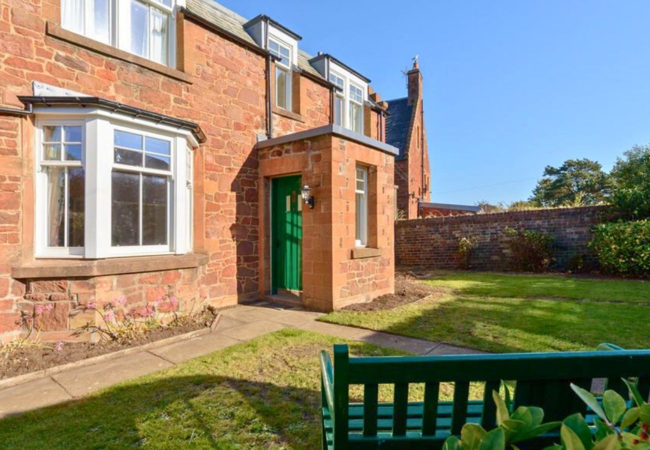 House in North Berwick - North Berwick Charming Three Bedroom Cottage 