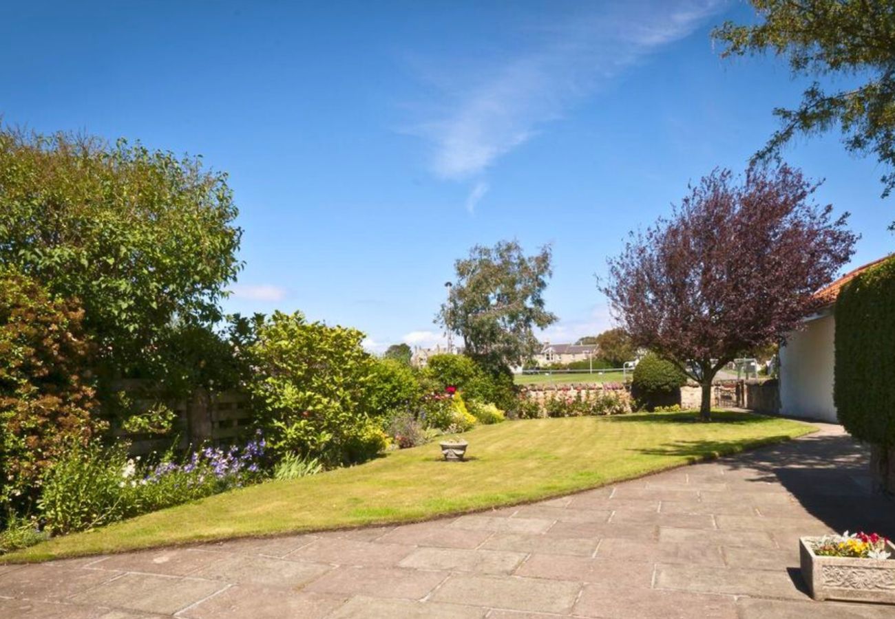 House in Gullane - North Berwick Cosy Three Bedroom Cottage 