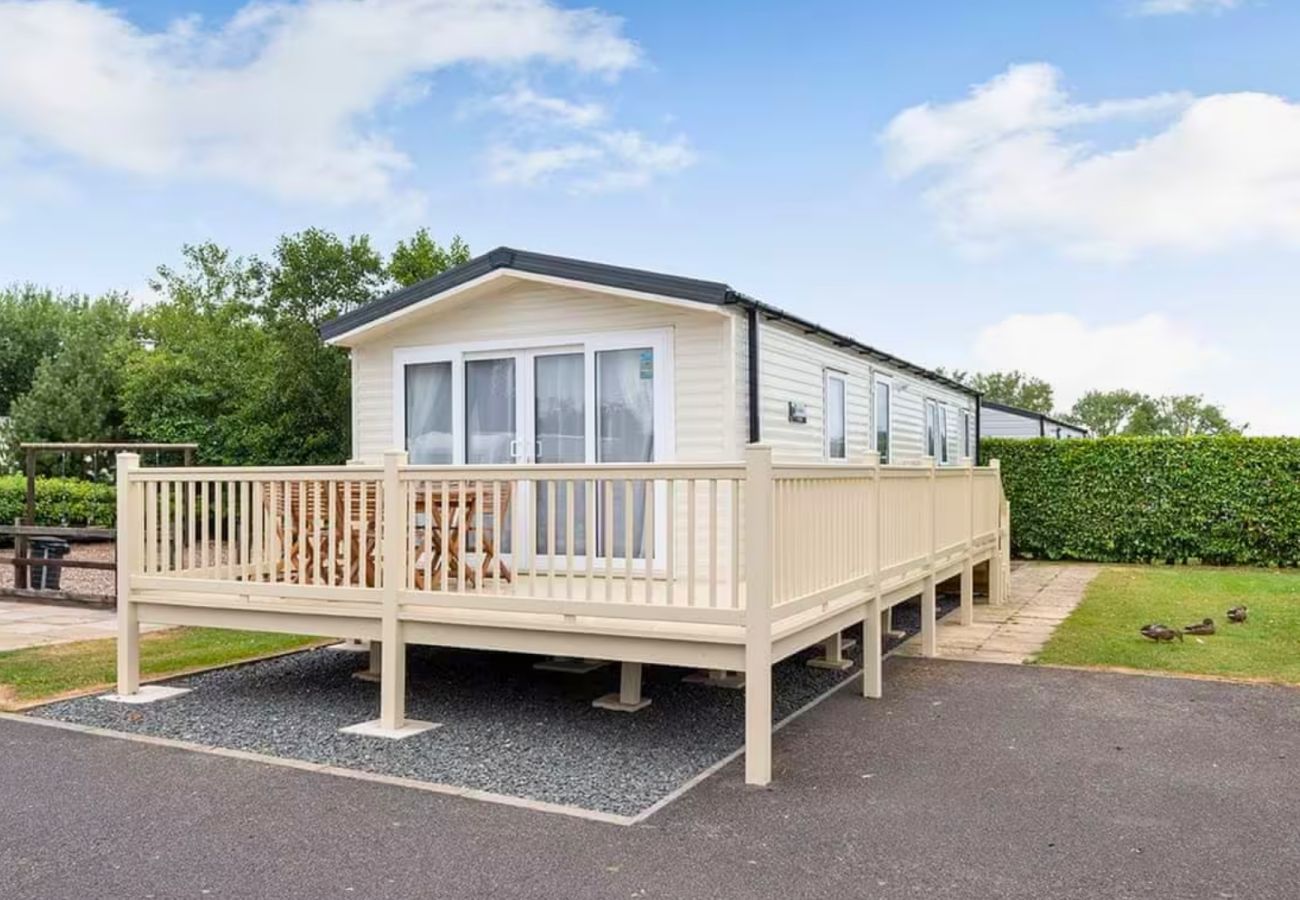 Mobile home in Skegness - Skegness Charming Three Bedroom Mobile Home 