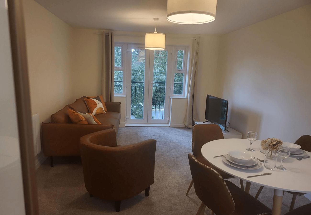 Apartment in Wokingham - Wokingham Stylish Two Bedroom Apartment